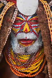 Tambul Leader Portrait of a Tambul tribesman © Roberto Pazzi