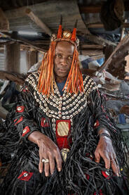 Dozo Hunter Portrait of a Dozo hunter © Roberto Pazzi