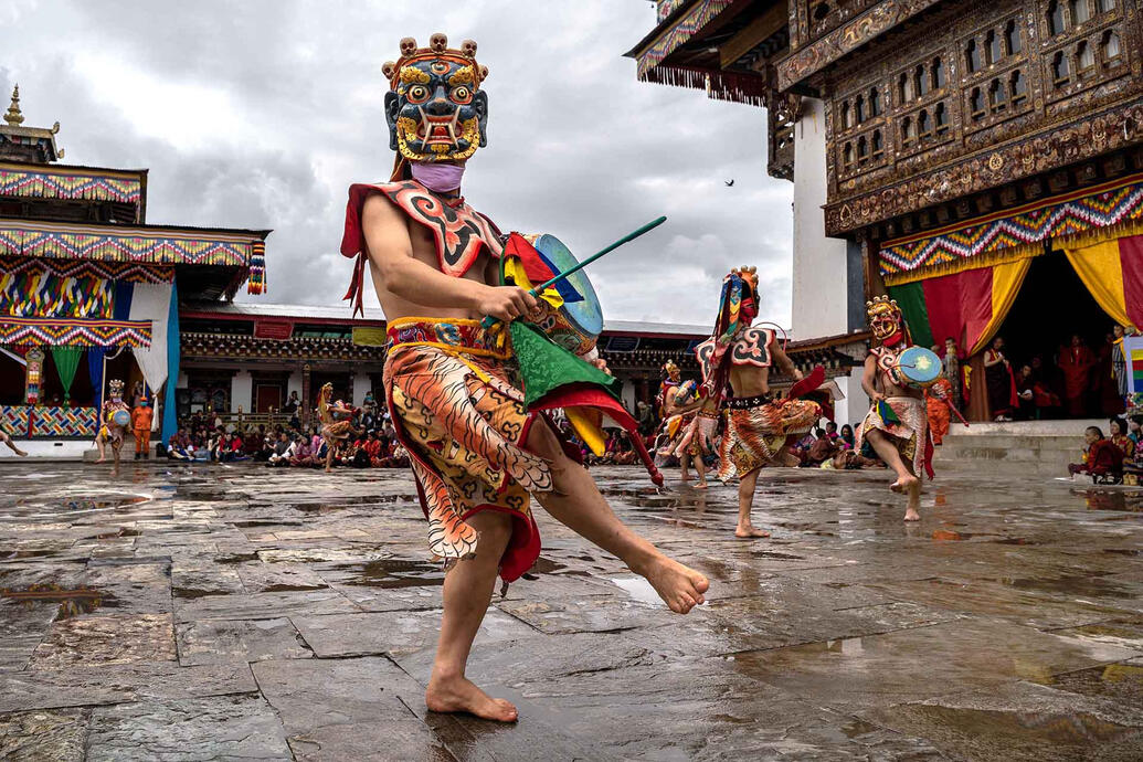 Tshechu The Tshechu festival of Bhutan embody the country’s Buddhist spirituality through sacred masked performances. These ancient rituals preserve a deep connection between faith and cultural heritage. © Roberto Pazzi